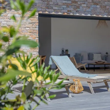 Villa 3 Avec Piscine Privative *