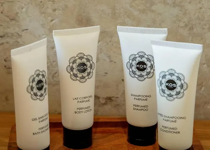 3 Avec Piscine Privative *